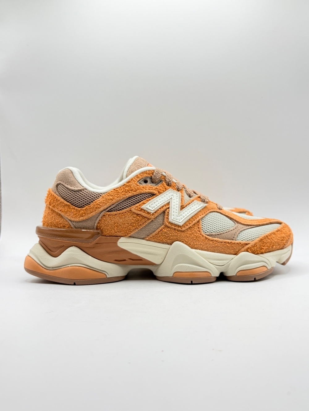 New Balance 9060 Flat Taupe Copper U9060WCW Women’s 6 Men’s 4.5 Sneakers